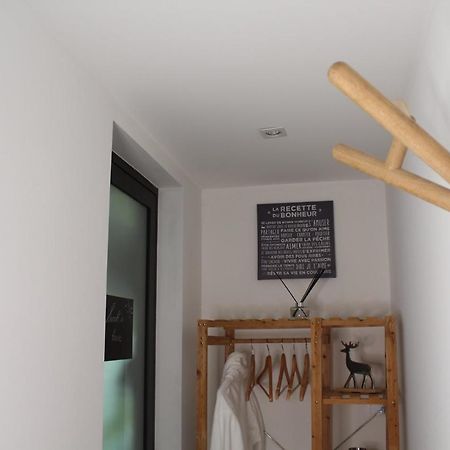 Studio Tout Neuf. Court Sejour, Loisirs, Professionnel 샤드폰테인 외부 사진